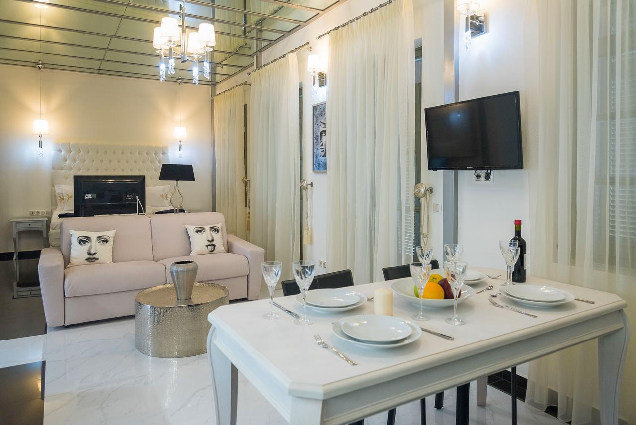 Faces Art Suites Rhodes City Екстер'єр фото