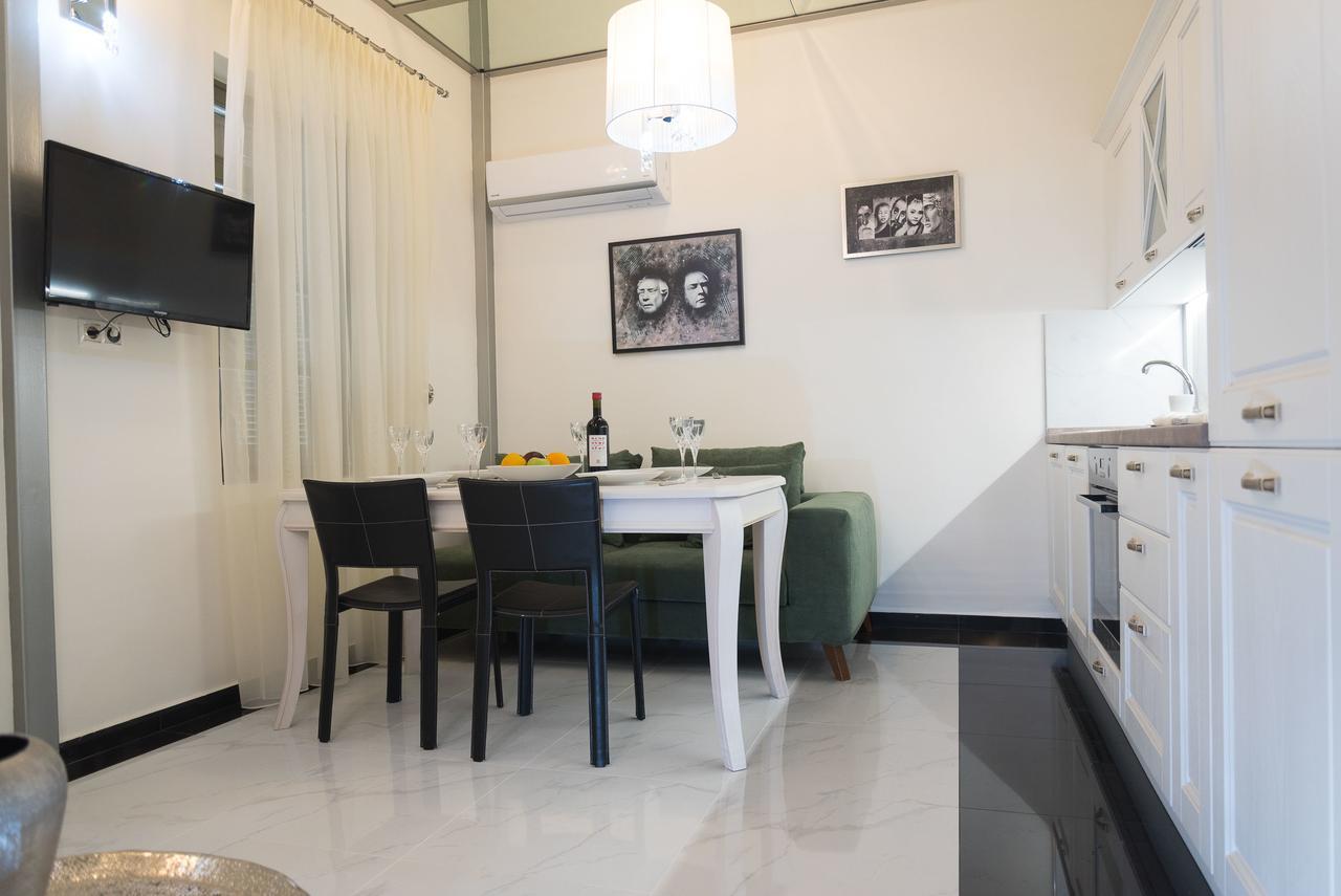 Faces Art Suites Rhodes City Екстер'єр фото